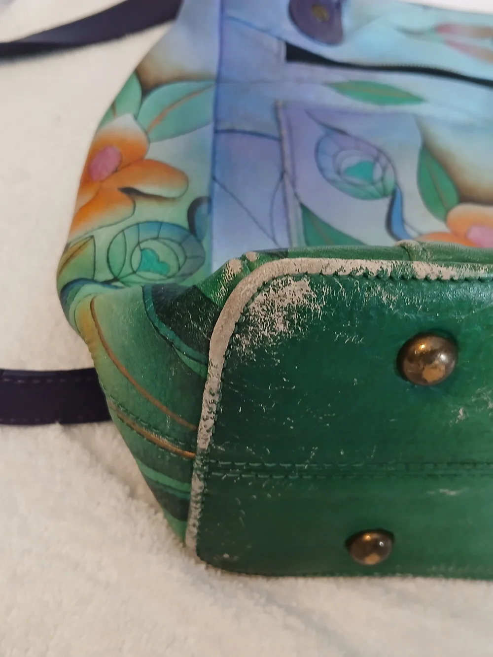 Anuschka Hand-Painted Floral Leather Crossbody Bag in Blue-Green - Picture 9 of 9